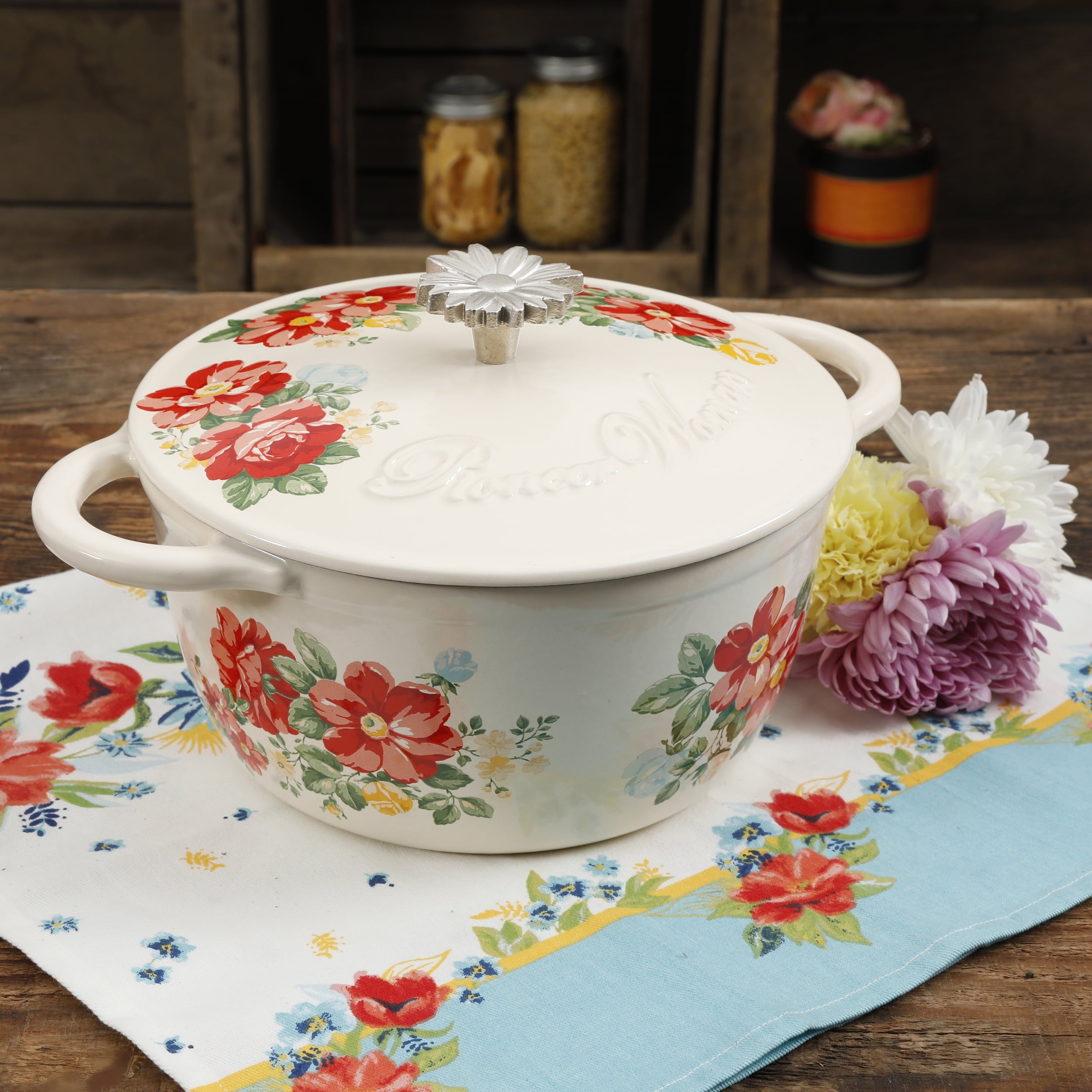 Homesteada™ Vintage Floral Enameled Cast Iron 3-Quart Dutch Oven