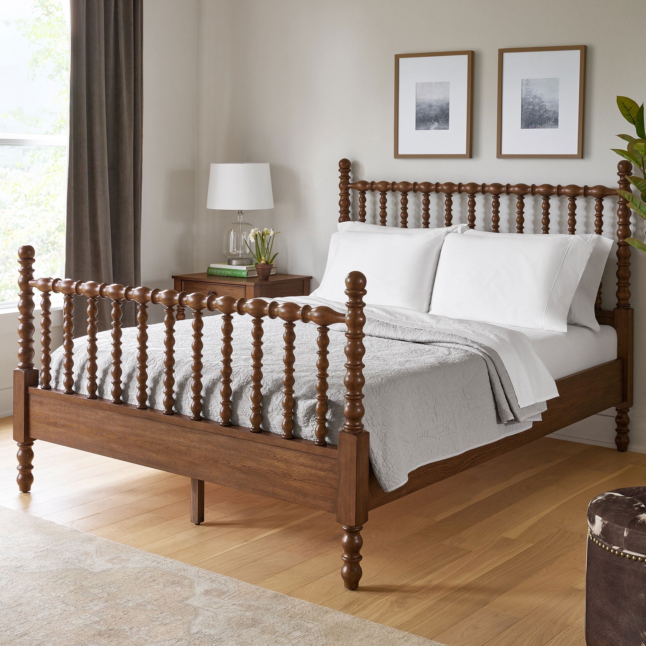 Homesteada™ Harper Spindle Bed, Full, Homestead Brown