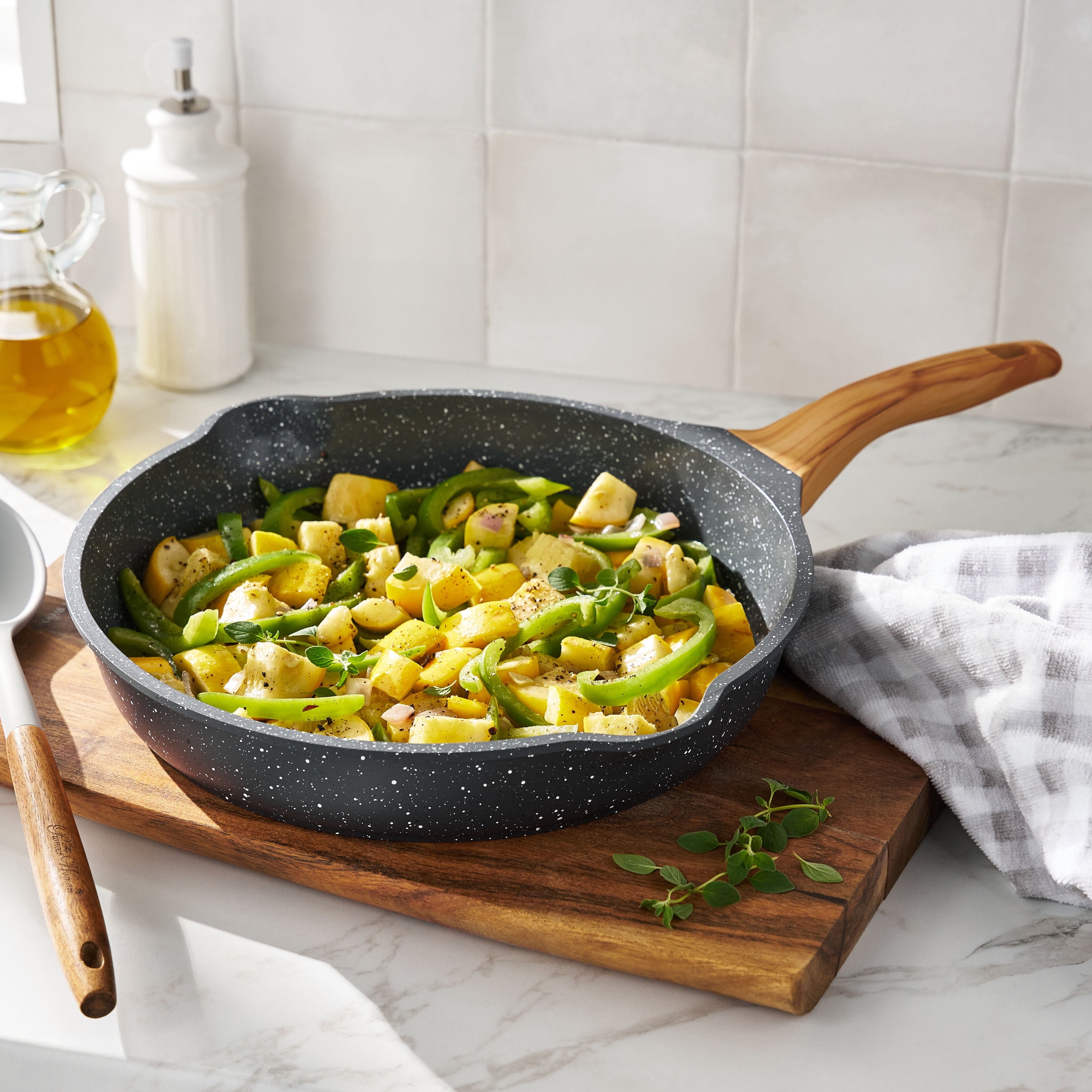 Homesteada™ Prairie Signature Cast Aluminum 12" Fry Pan, Charcoal Speckle